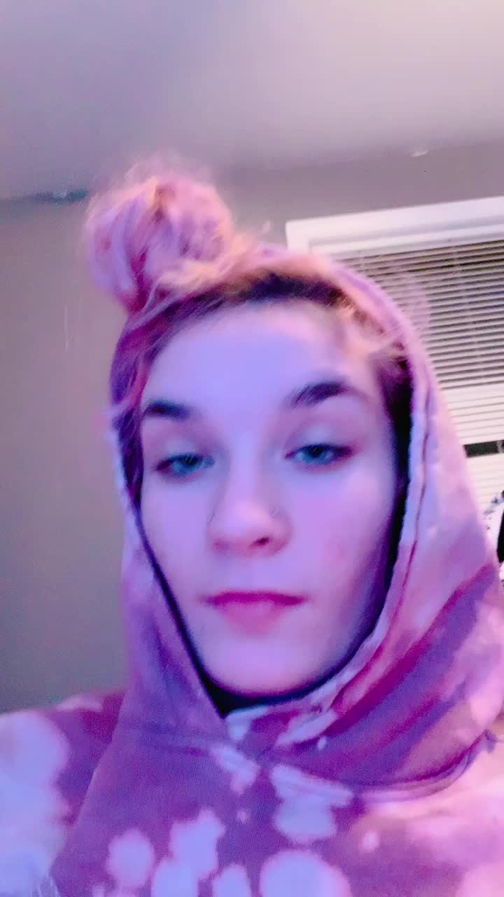 @Angel_baby🥵💛🌈