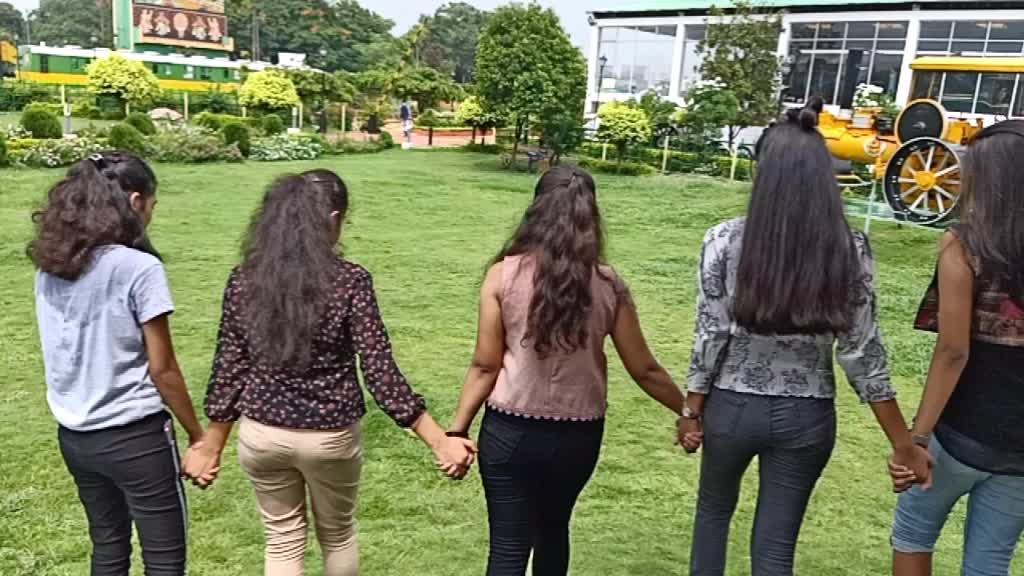 @Diya Gupta