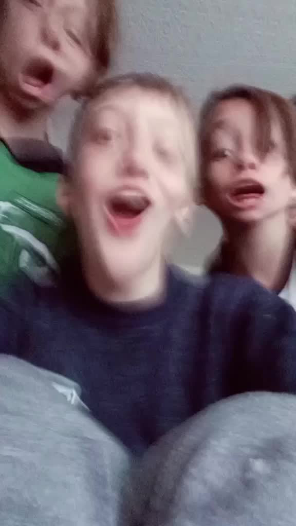 @Я саса 😃😃😃