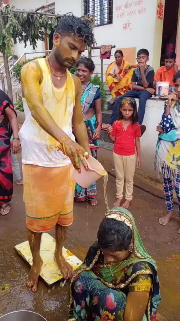 @Munaa Pawar
