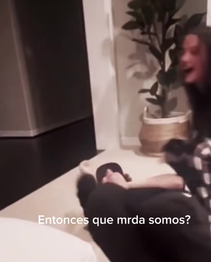 @B A U 🕷️