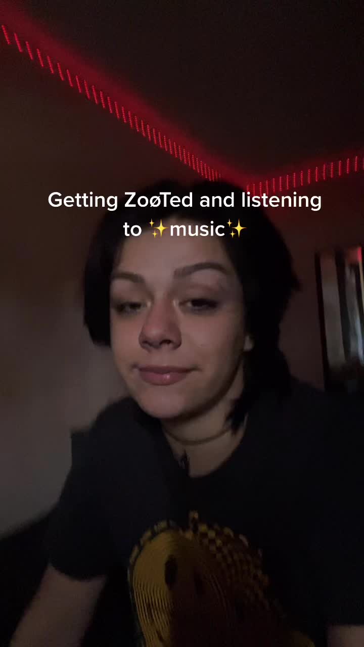 @𝔅𝔲𝔱𝔱𝔢𝔯𝔣𝔩𝔶🖤🩸