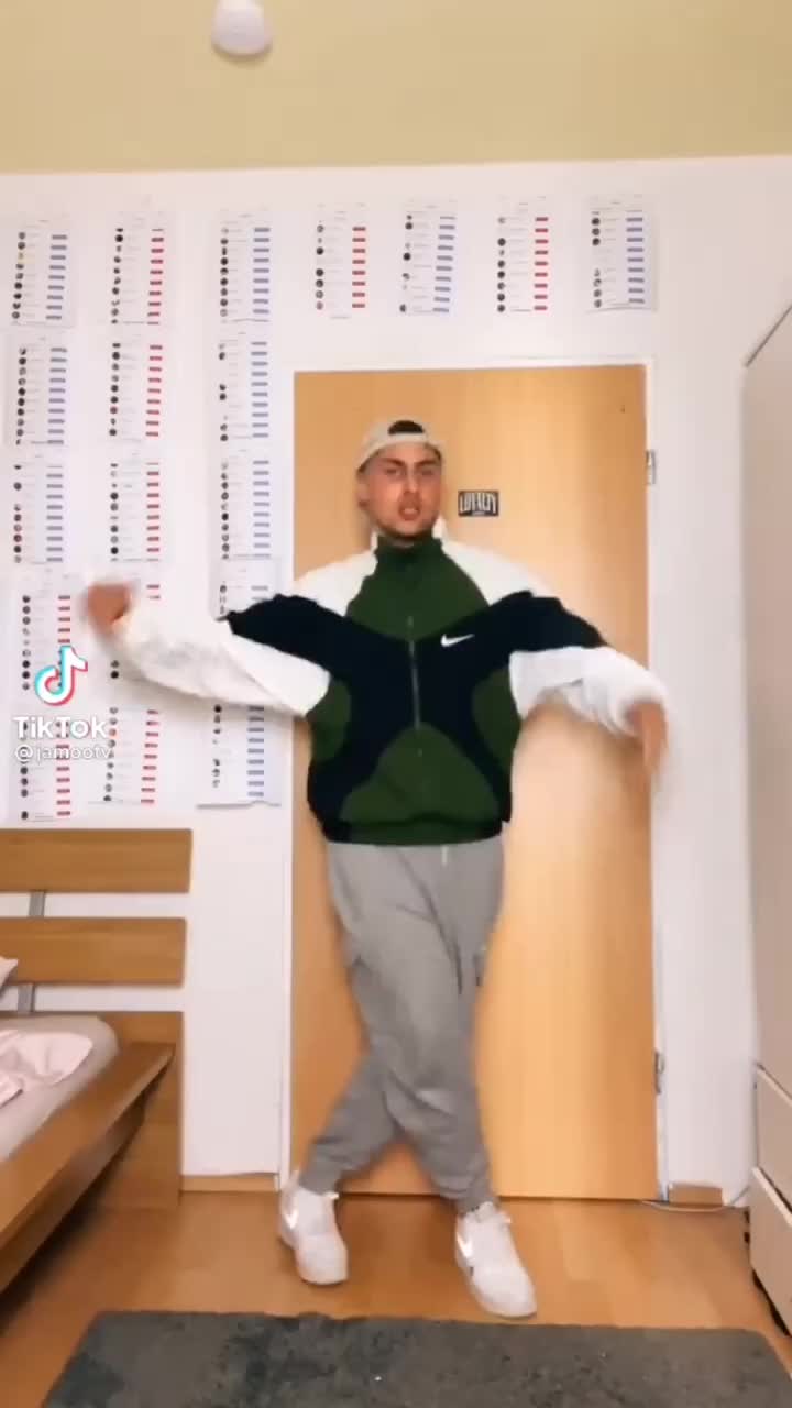 @Teamjamoo