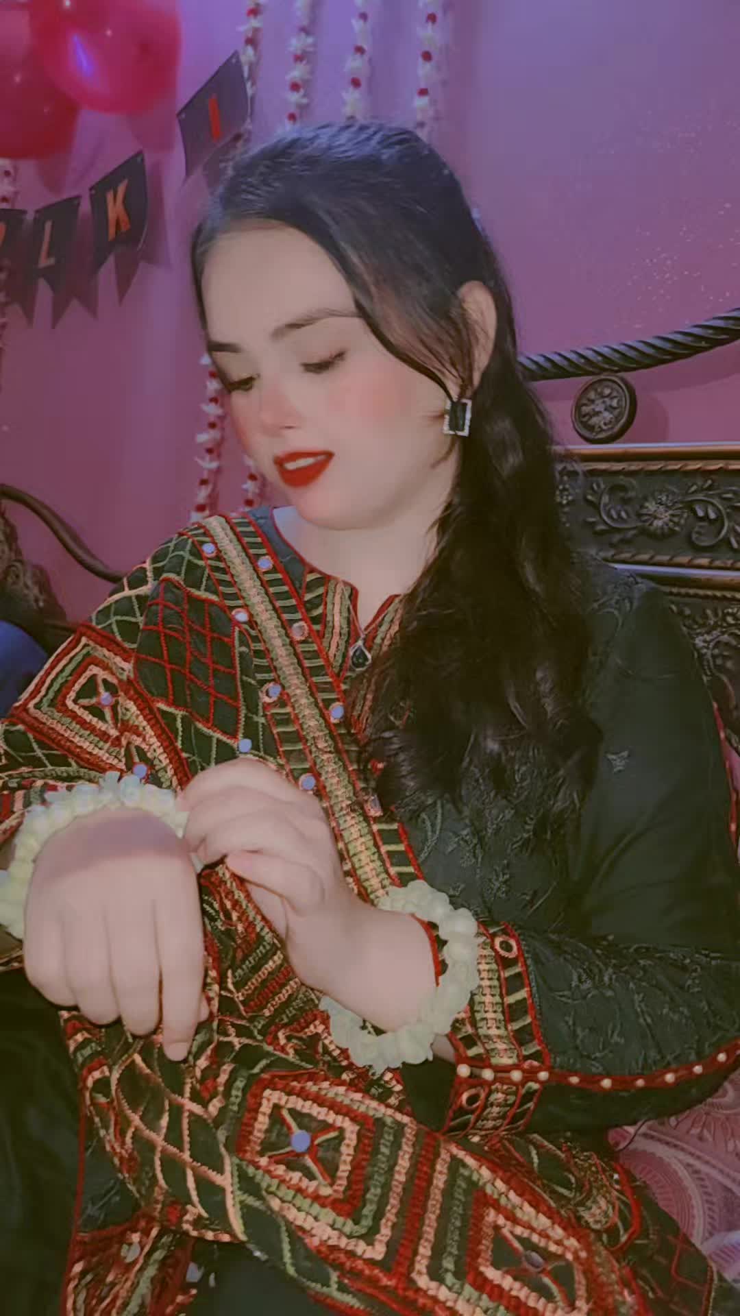 @Chulbuli Ladki