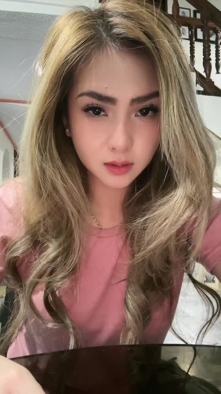 @@itsjulieanne_ on Instagram