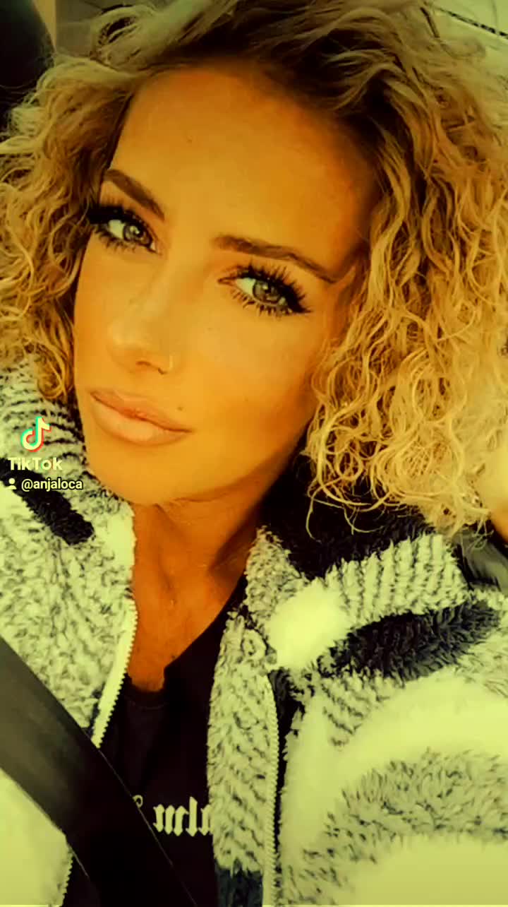 @❥Anja Loca