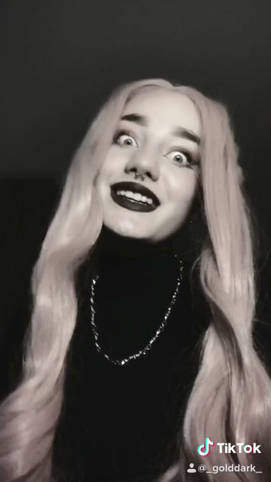 @GoldDark