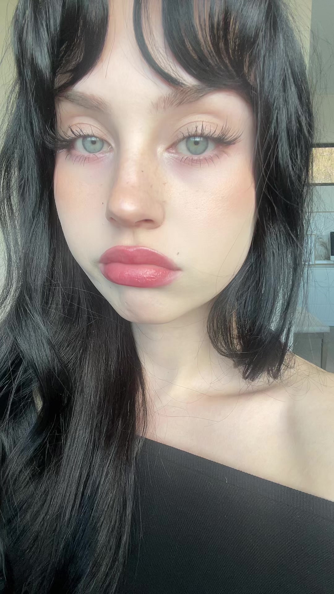 @✧:* T *✧･ﾟ
