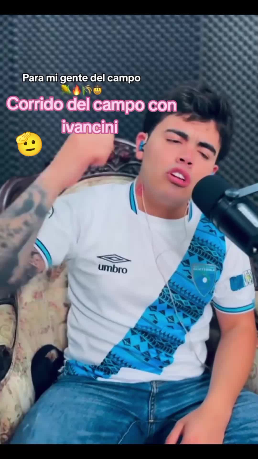@CARLOS MART&Iacute;NEZ