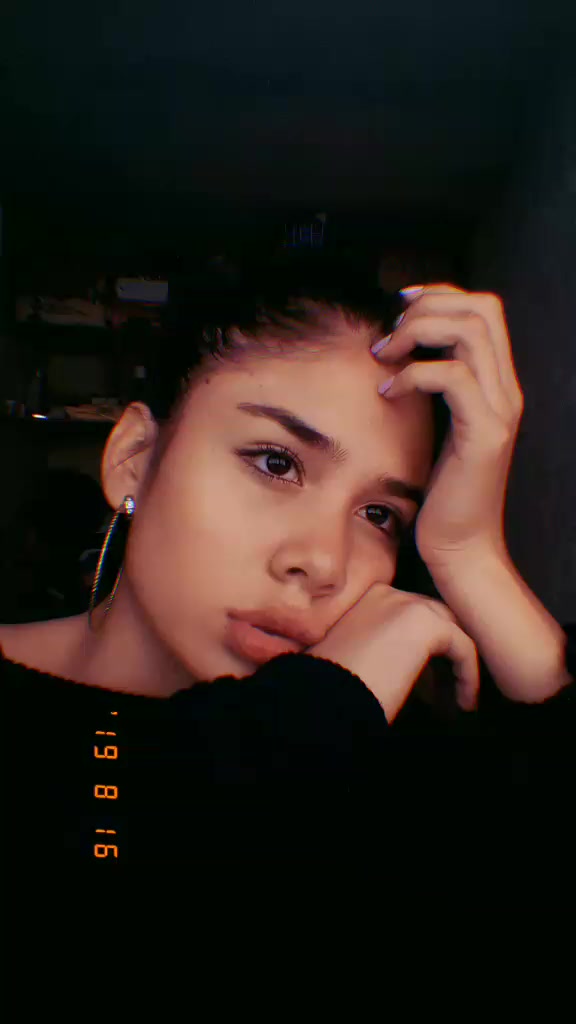 @Esmeralda01