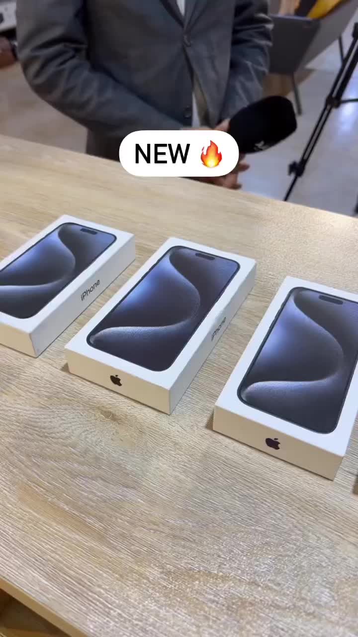@Apple_EXTRA