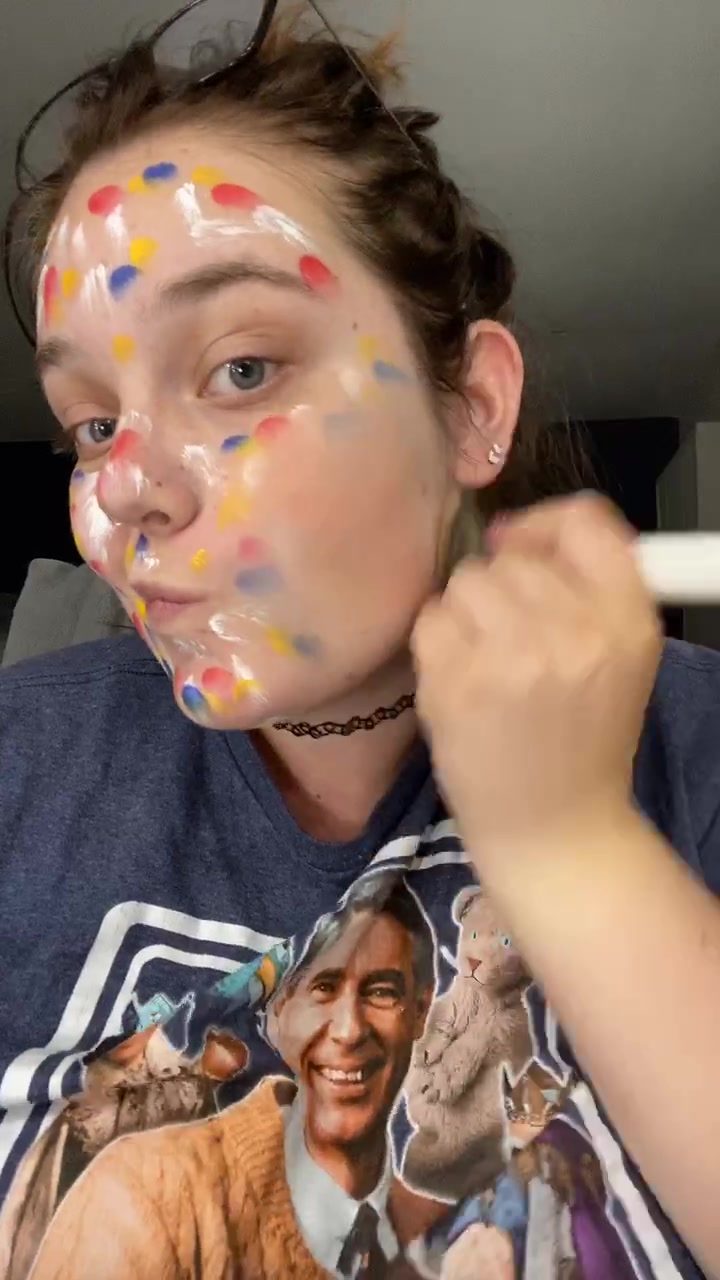 @kristendebel