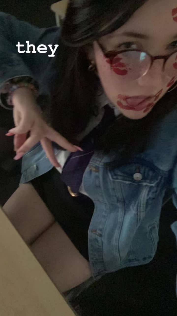 @౨ৎemily౨ৎ