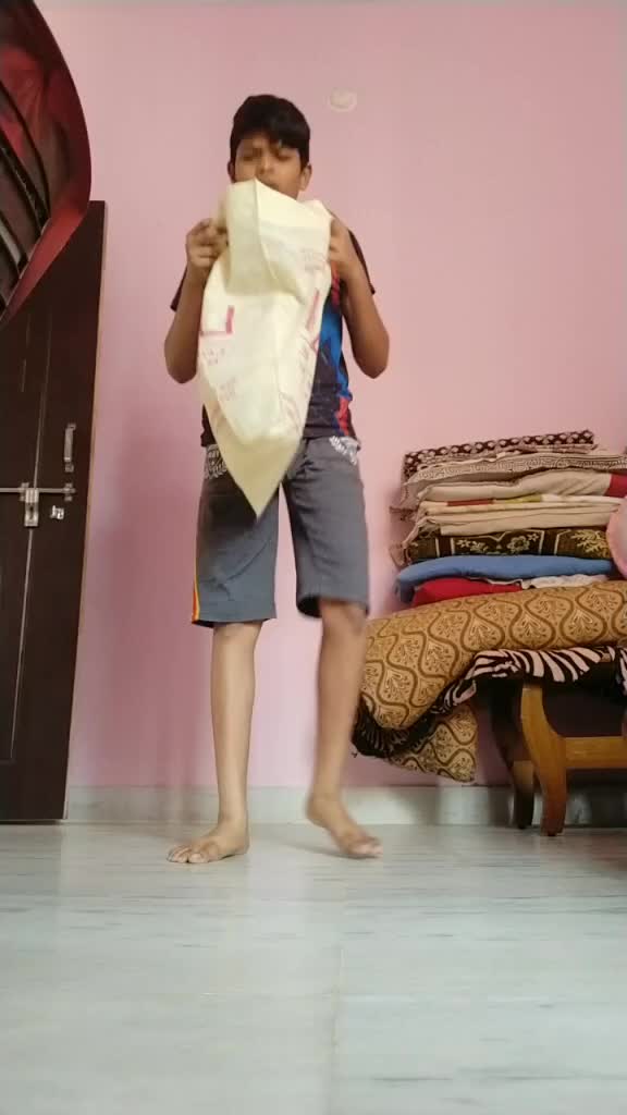 @JÉ_ÈV_ÃÑ_ KÜ_M_Â_R ?