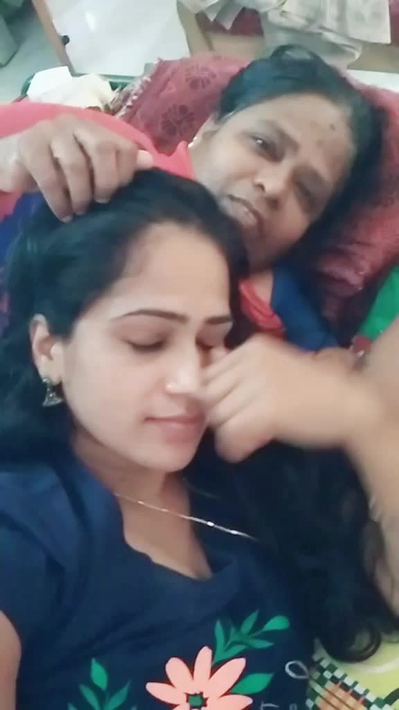 @kaviya885