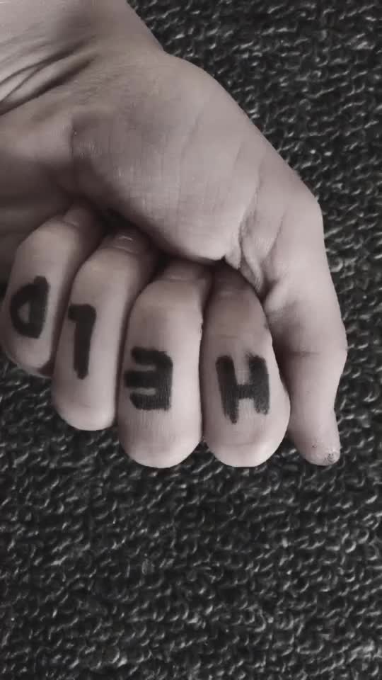 @H&auml;&ntilde;&ntilde;&atilde;h