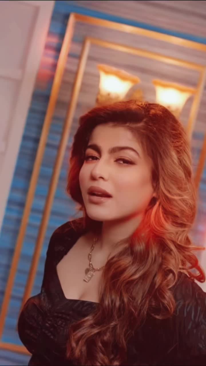 @𝓢𝓱𝓪𝓱𝓮𝓮𝓷𝔁 ❤️