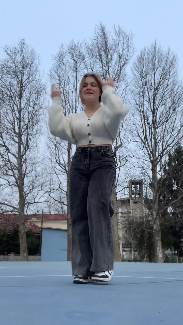 @Ќ
