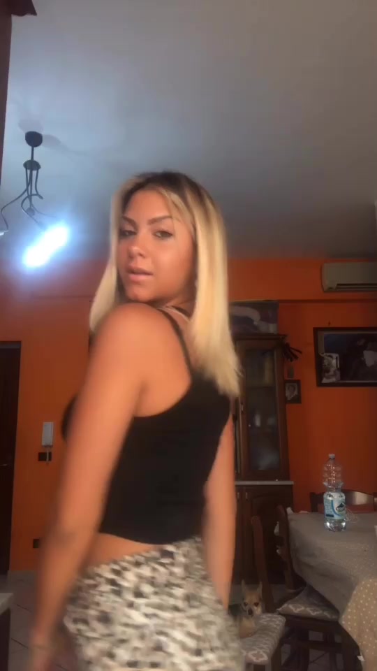@Babygirl😻❤️