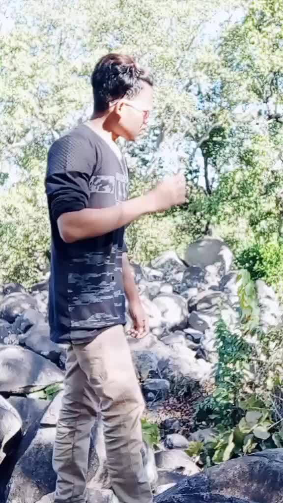 @user374837743383