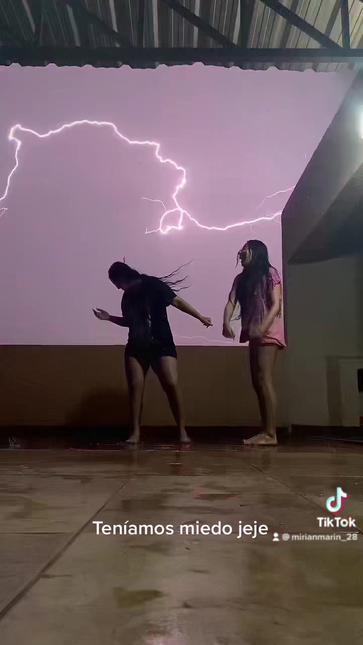 @Sara🇪🇨