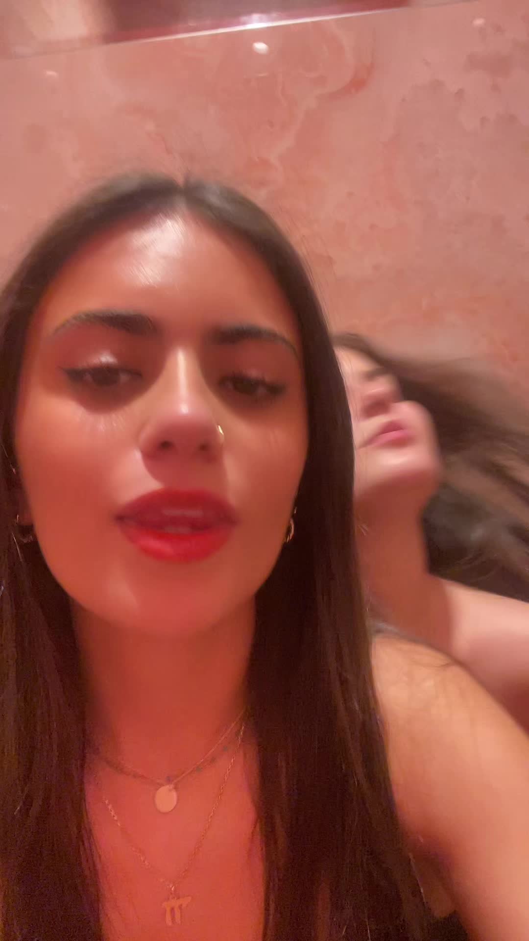 @ellaraingold
