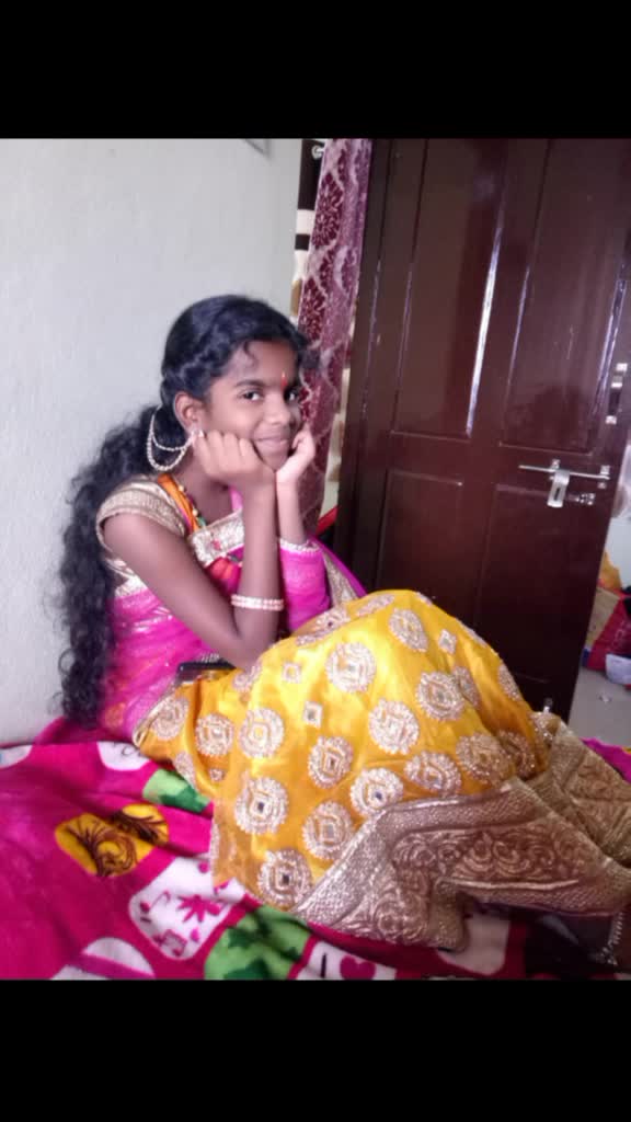 @smart girl akshaya