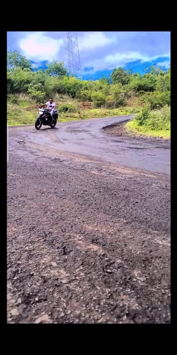 @विवेक शिंदे