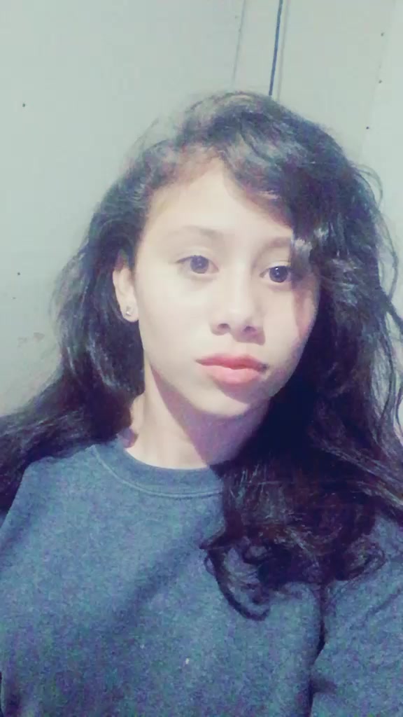 @¶:v nicole <3