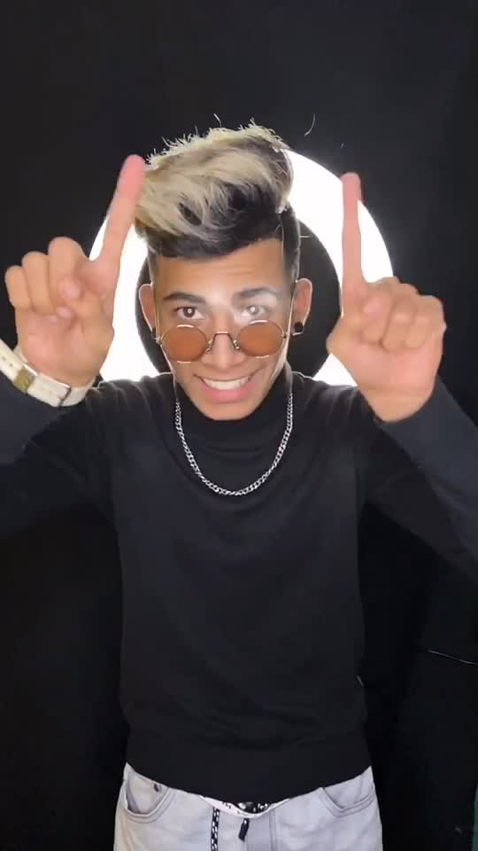 @Popping Hunk