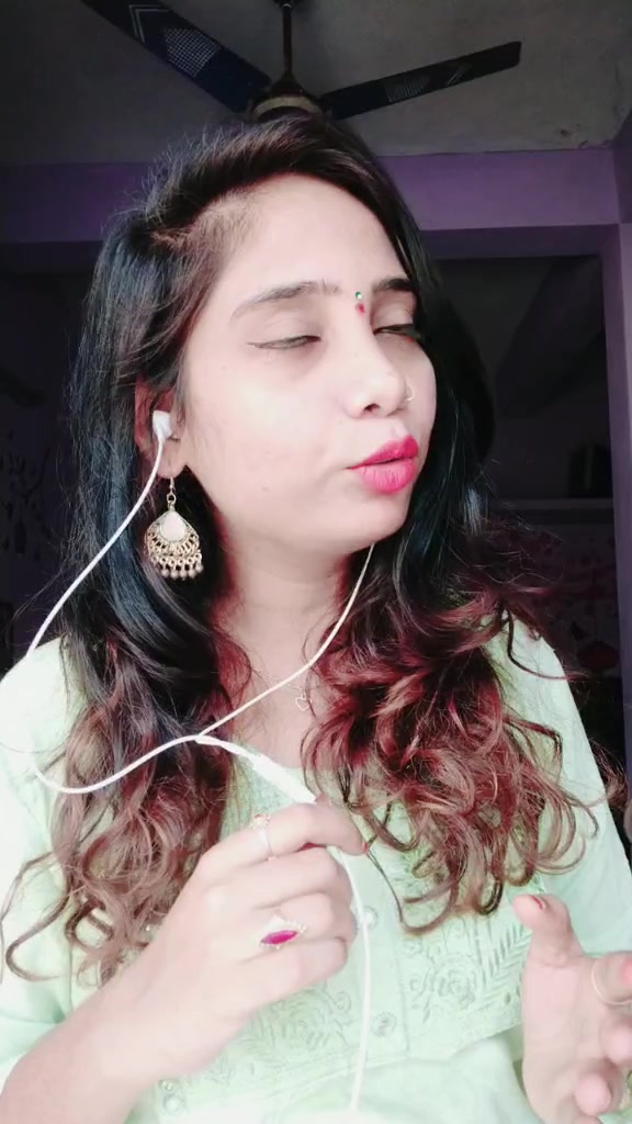 @♥️Sri Nidhi♥️