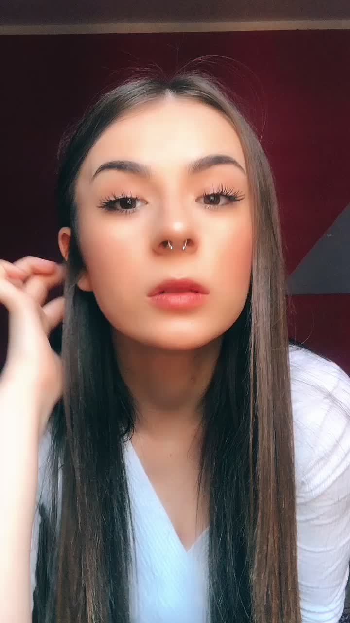 @_.la_.vio._