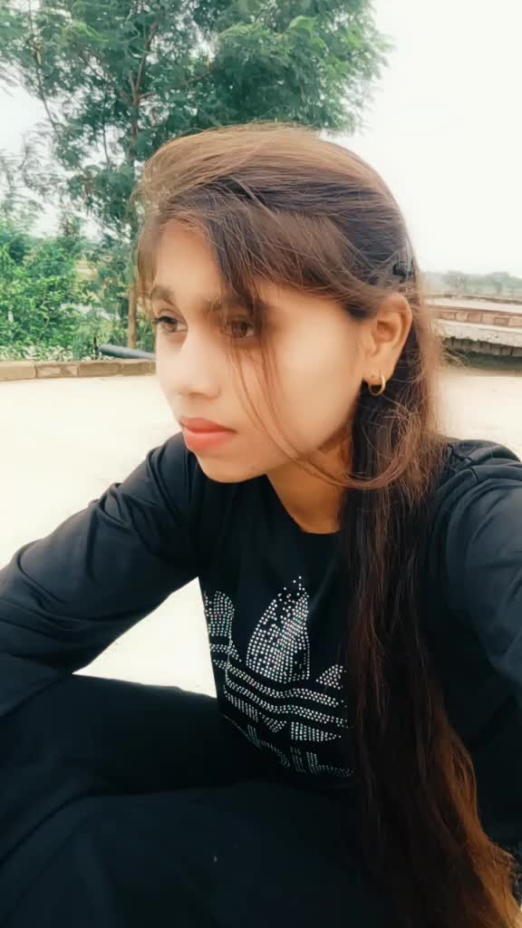 @💞lovely lahari 💞