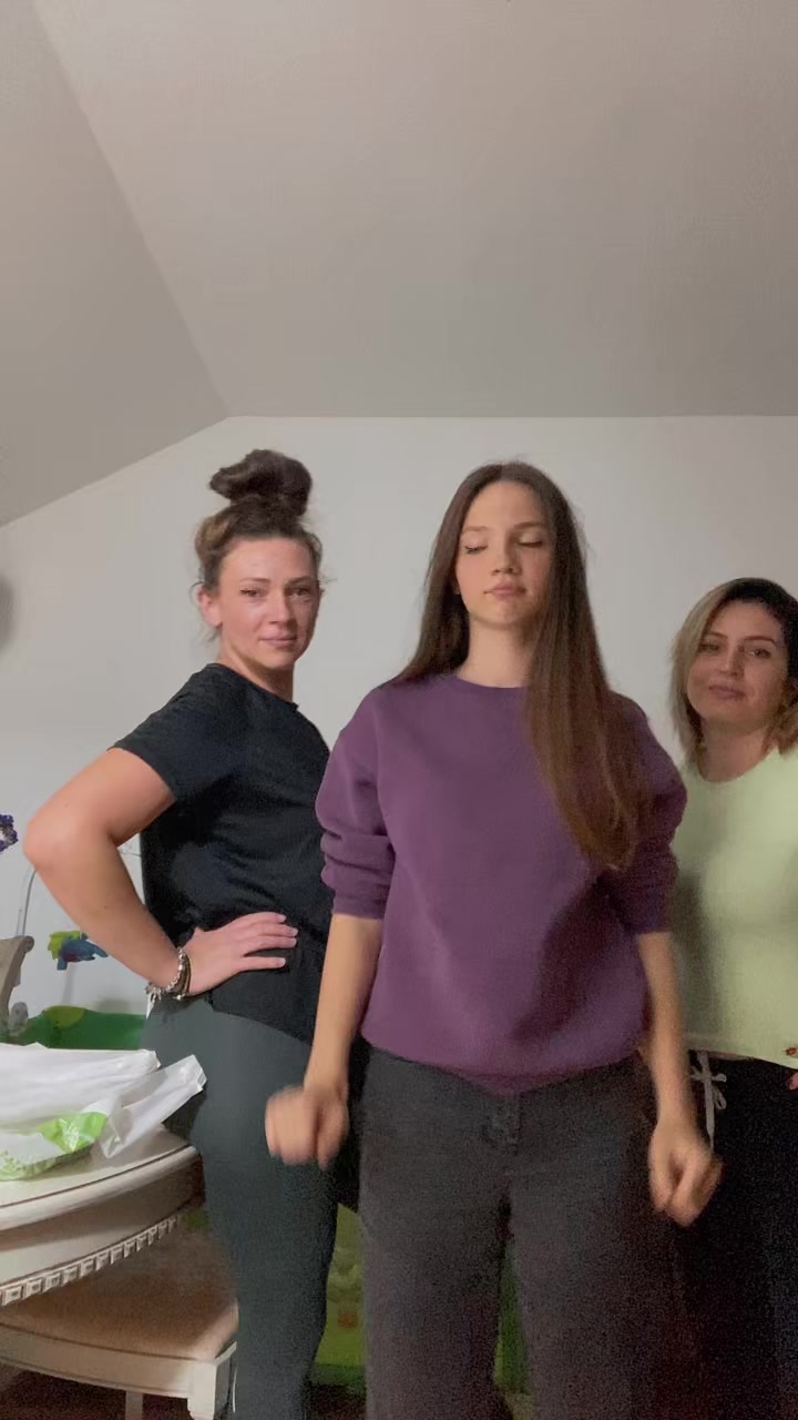 @SlavicWomen