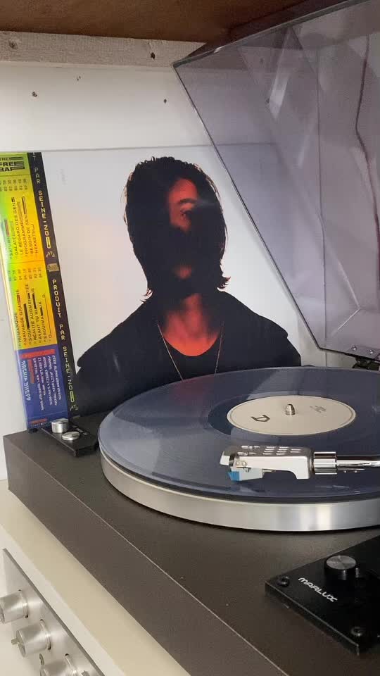 @ici ça écoute de la musique 🎶
