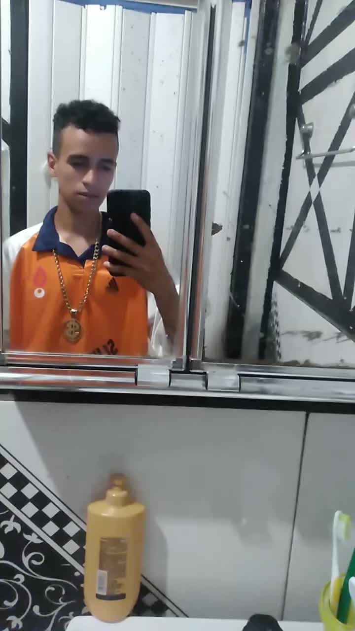 @vitor