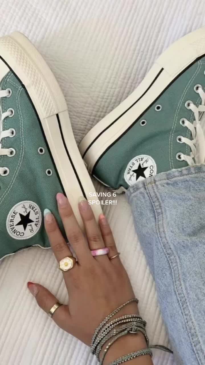 @em ★