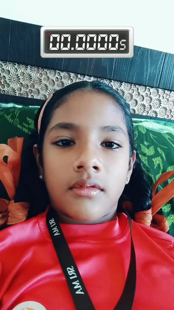 @Priyanka🤓🤓💩🙀