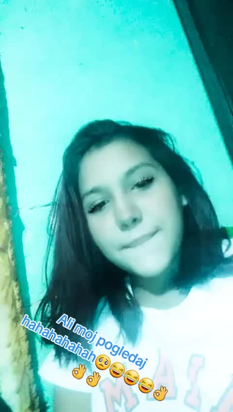 @Mala. je _ luda 021