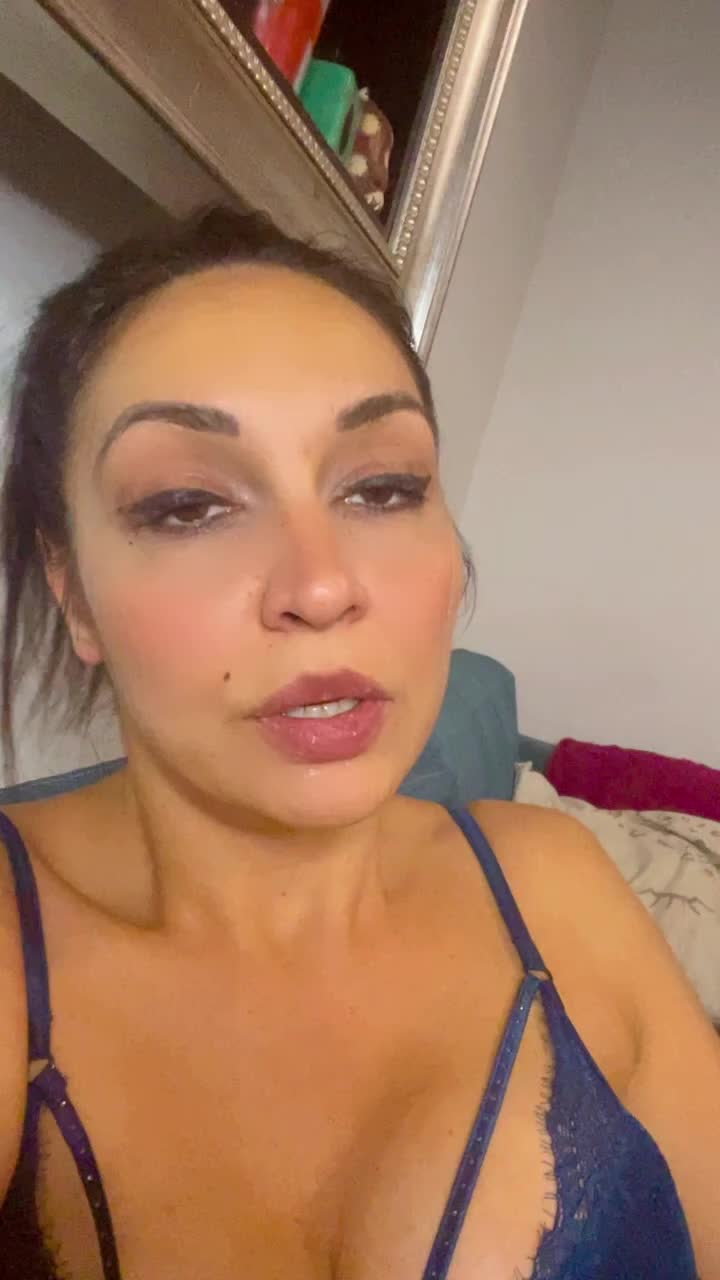 @Ada 🖤