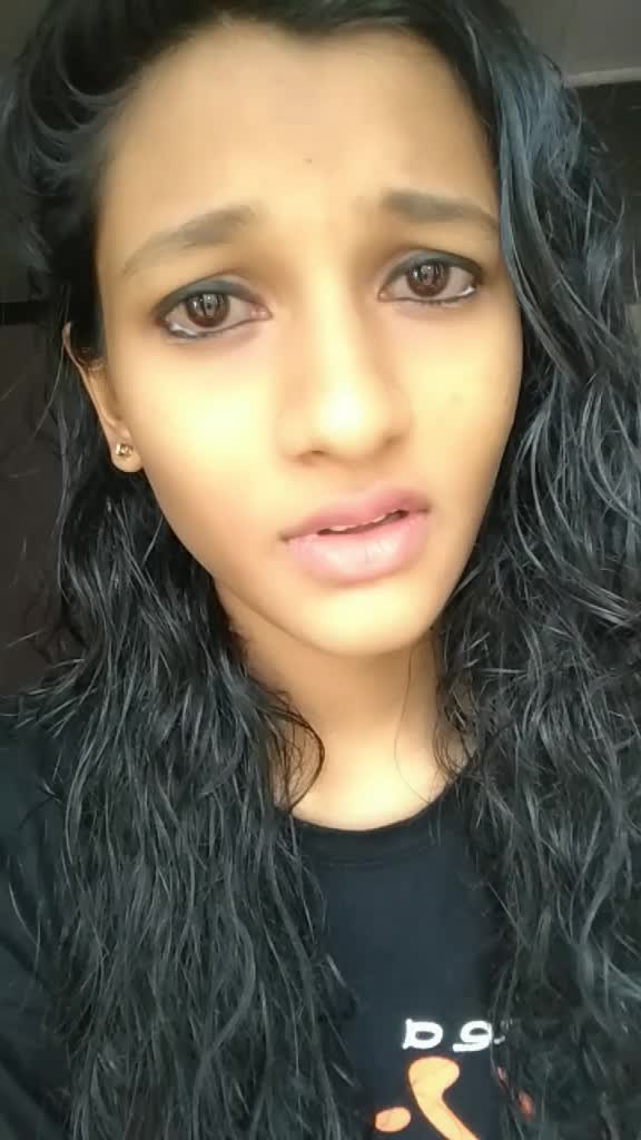@Varsha._💜