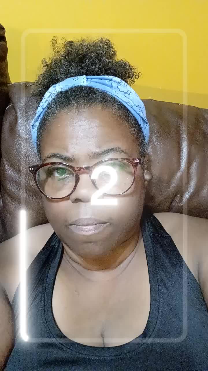 @👑❤️ QueenDe45❤️👑