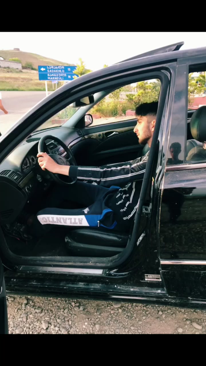 @polticeski_