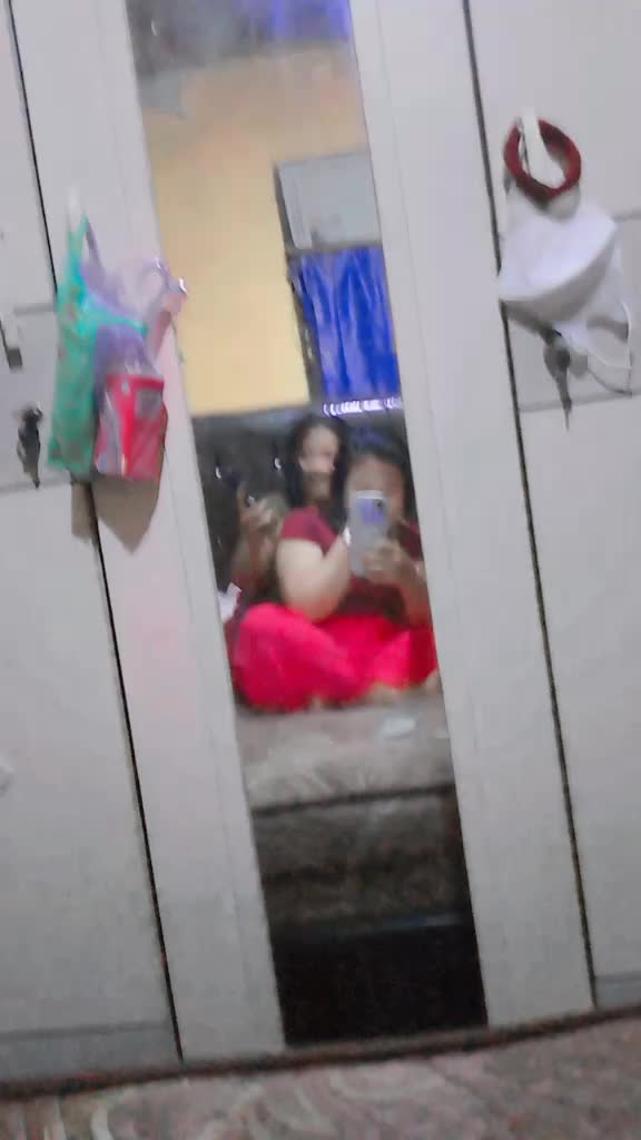 @👩&zwj;👧&zwj;👦Ekayunita💃