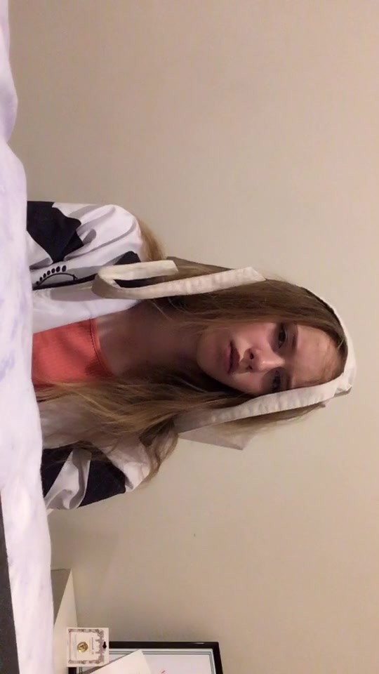@elizabethrumble