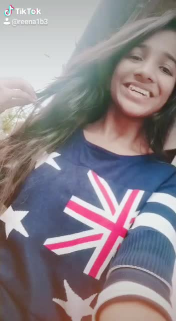 @Riya Savla👑