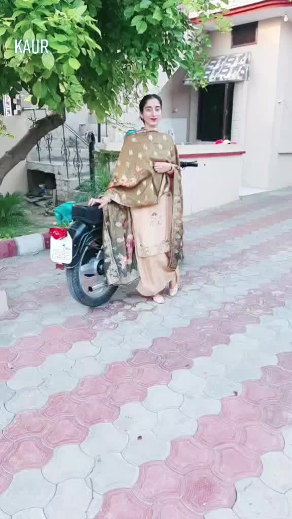 @Jasmeet_kaur_Dhillon