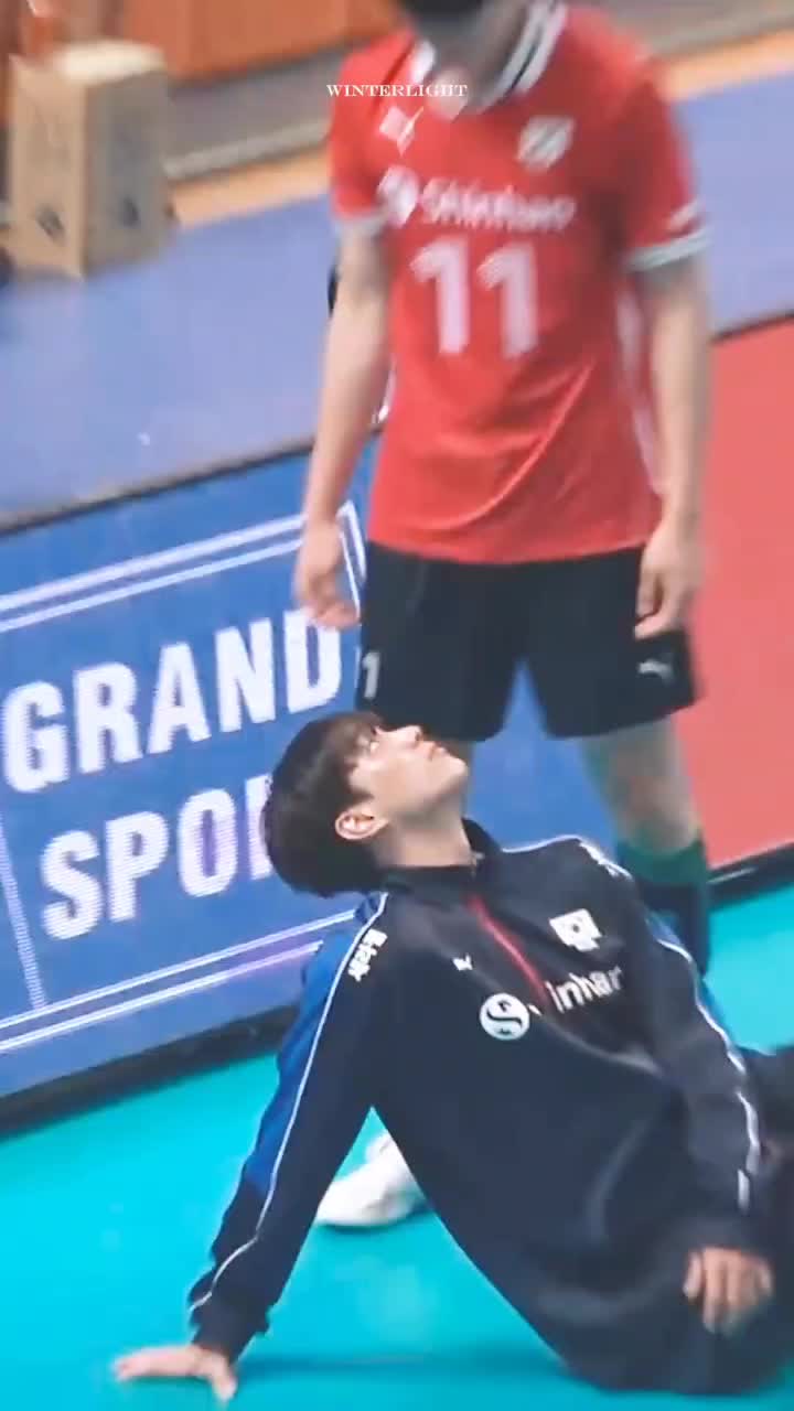 @𝐵𝐿 𝒲ꪮ𝓇𝓁𝒹 𖤐˙⋆