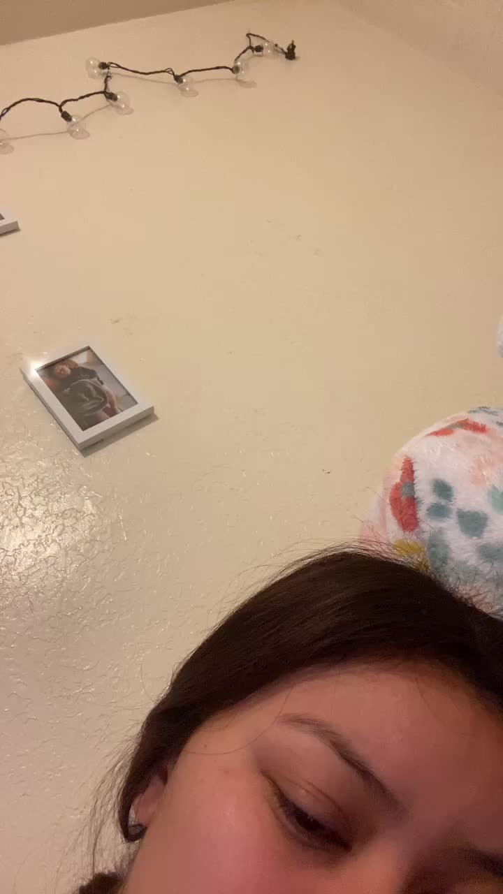 @Uvania23