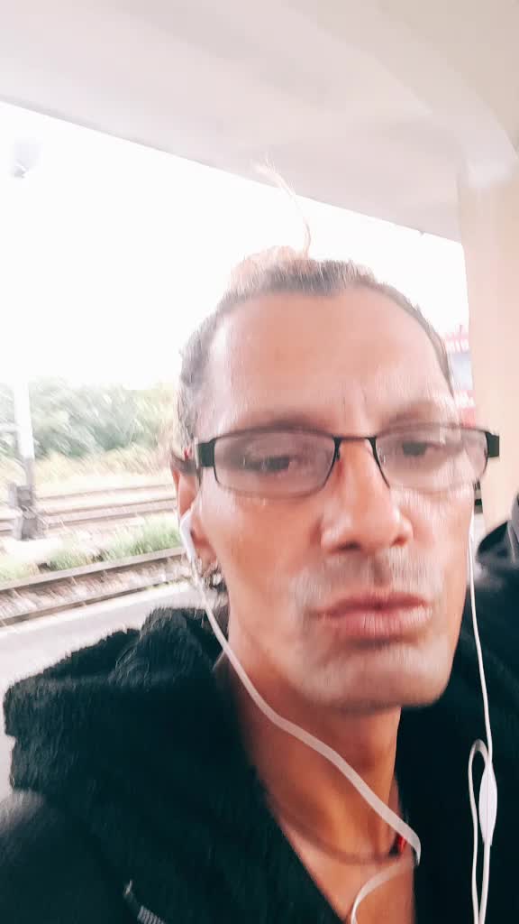 @Mariana ๐ค๐ค๐ค๐ค๐ค๐ค